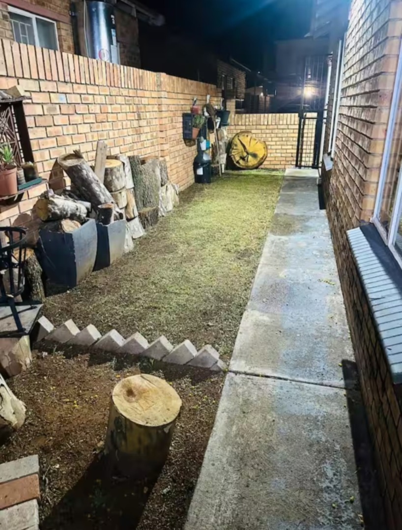 2 Bedroom Property for Sale in Die Bult North West